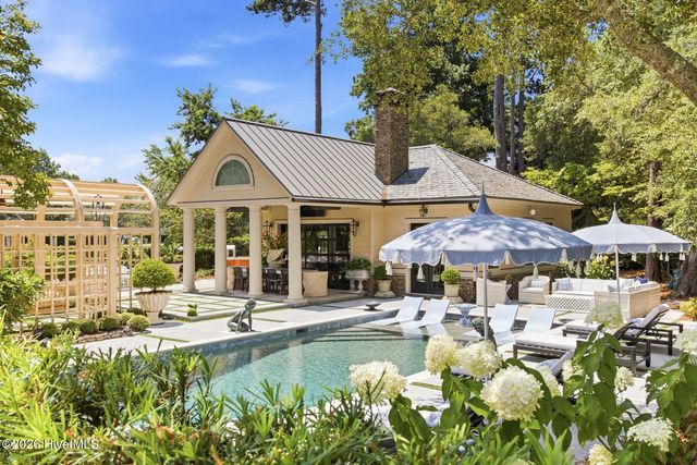 2004 Balmoral Place, Wilmington, NC 28405