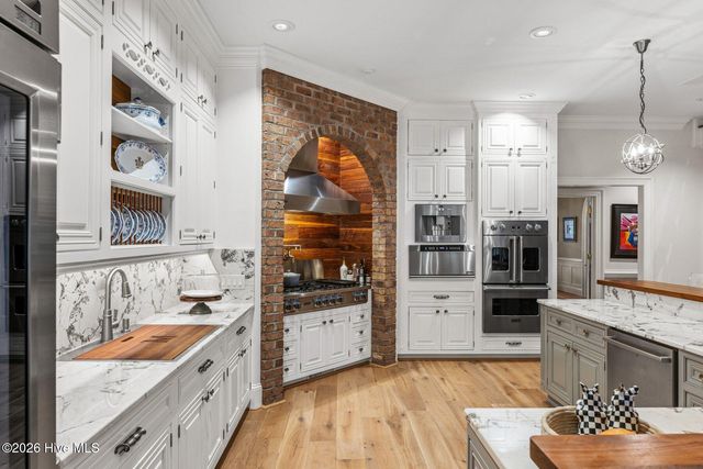 2004 Balmoral Place, Wilmington, NC 28405