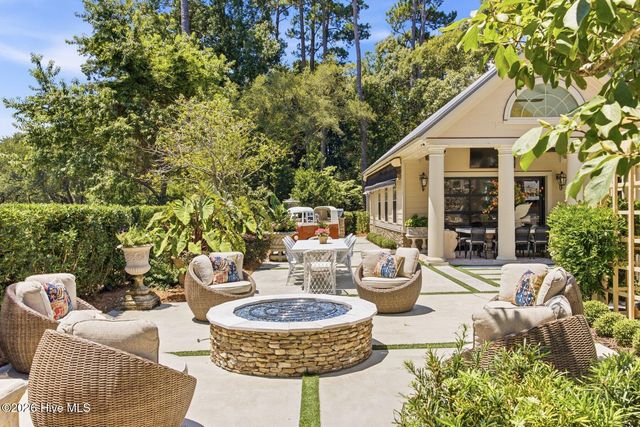 2004 Balmoral Place, Wilmington, NC 28405