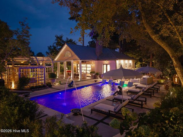 2004 Balmoral Place, Wilmington, NC 28405