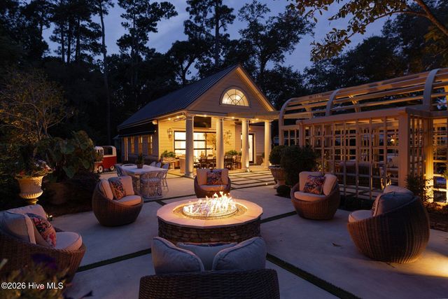 2004 Balmoral Place, Wilmington, NC 28405