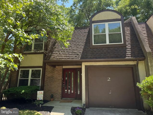 2 GOSHAWK CT, Voorhees, NJ 08043