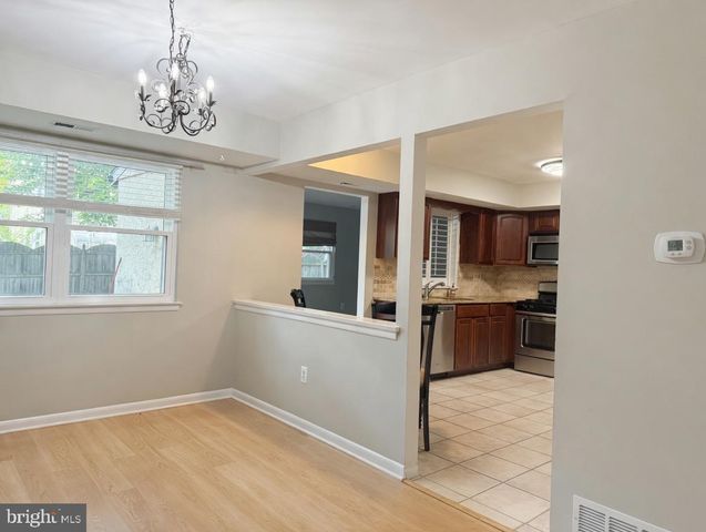 2 GOSHAWK CT, Voorhees, NJ 08043