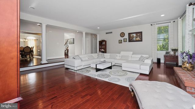 1464 W STONINGTON, Downingtown, PA 19335