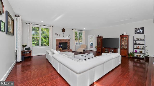 1464 W STONINGTON, Downingtown, PA 19335