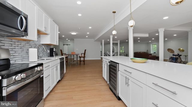 1464 W STONINGTON, Downingtown, PA 19335
