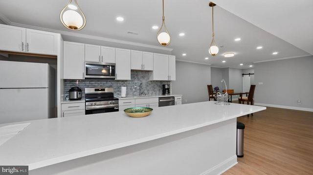 1464 W STONINGTON, Downingtown, PA 19335