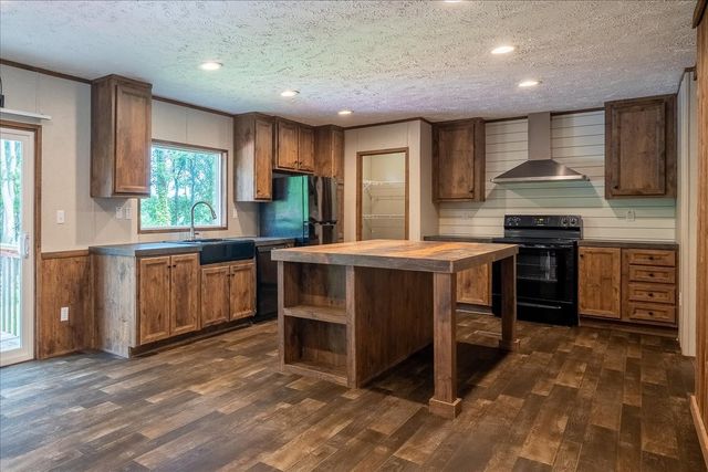 5077 Southpoint Ridge Rd, Hampshire, TN 38461