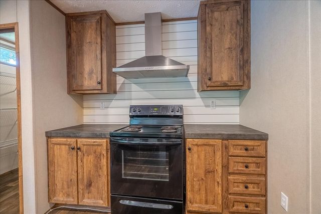 5077 Southpoint Ridge Rd, Hampshire, TN 38461