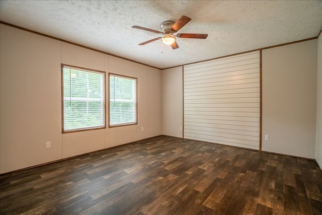 5077 Southpoint Ridge Rd, Hampshire, TN 38461