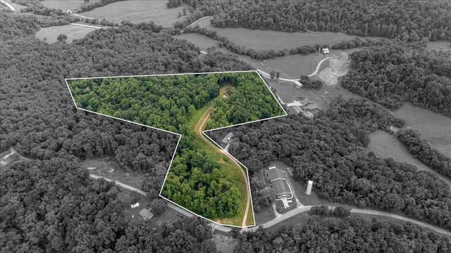 5077 Southpoint Ridge Rd, Hampshire, TN 38461