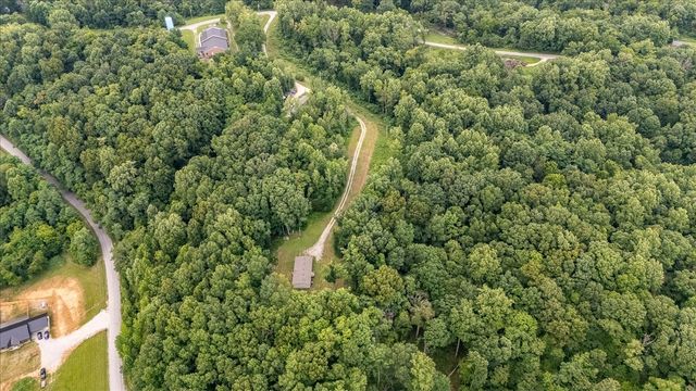 5077 Southpoint Ridge Rd, Hampshire, TN 38461