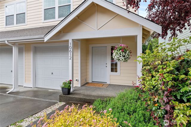10612 NE Kingston Meadows Circle, Kingston, WA 98346