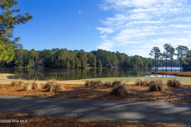 5 Clubhouse Drive, Pinehurst, NC 28374