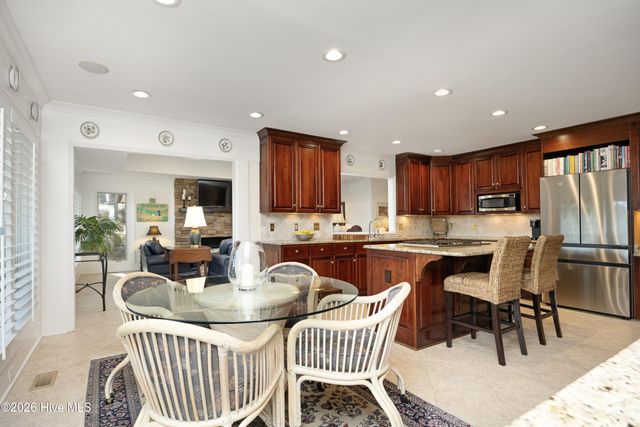 5 Clubhouse Drive, Pinehurst, NC 28374