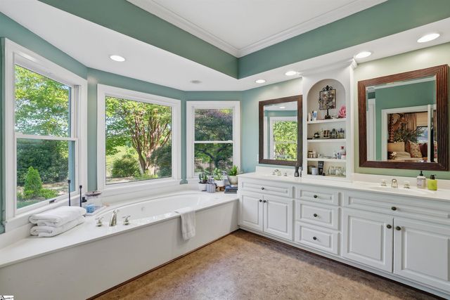 5 Paris Glen Way, Greenville, SC 29609