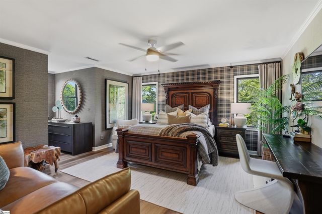 5 Paris Glen Way, Greenville, SC 29609