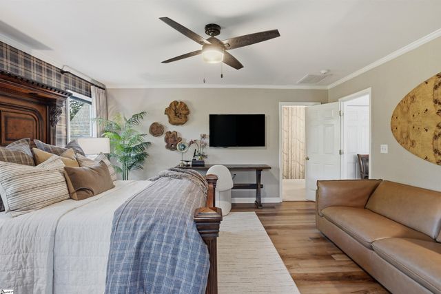 5 Paris Glen Way, Greenville, SC 29609