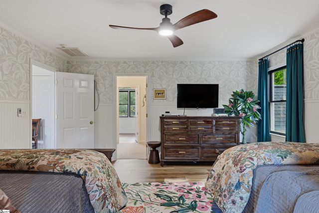 5 Paris Glen Way, Greenville, SC 29609