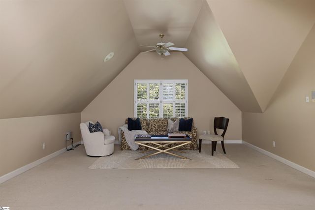 5 Paris Glen Way, Greenville, SC 29609