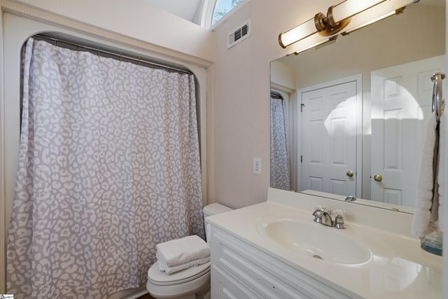 5 Paris Glen Way, Greenville, SC 29609