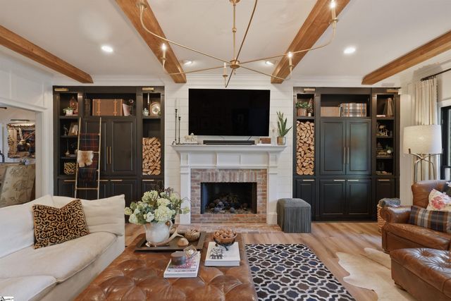 5 Paris Glen Way, Greenville, SC 29609