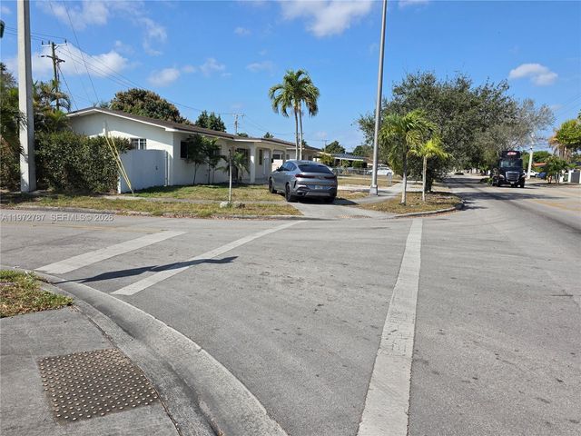 6240 NW 114th St 6240, Hialeah, FL 33012