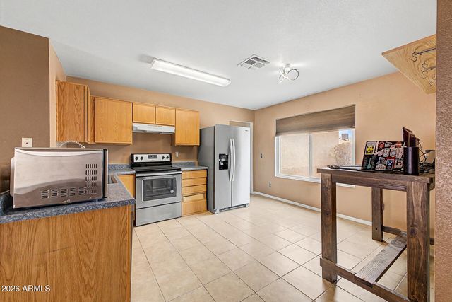 11830 W LARKSPUR Drive, El Mirage, AZ 85335