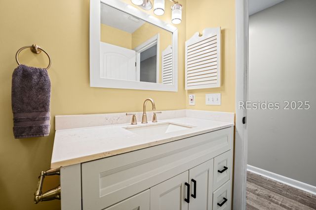 2 Wood Thrush Ct, Hilton Head Island, SC 29926