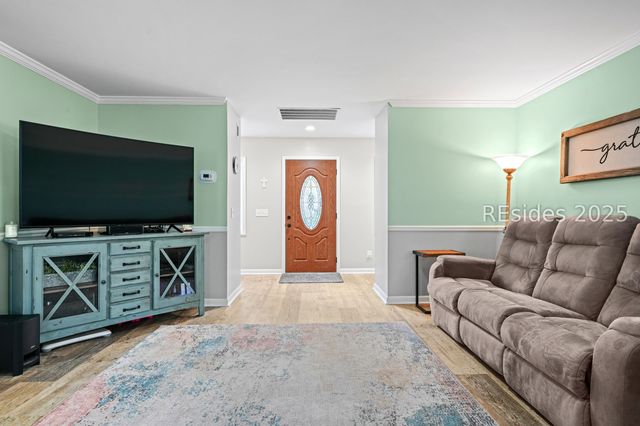 2 Wood Thrush Ct, Hilton Head Island, SC 29926