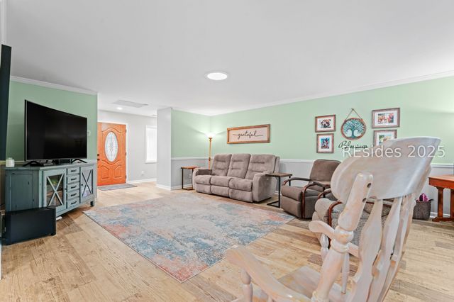 2 Wood Thrush Ct, Hilton Head Island, SC 29926