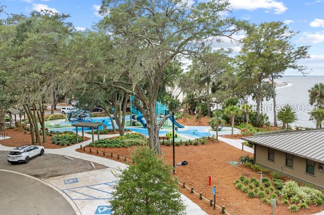 2 Wood Thrush Ct, Hilton Head Island, SC 29926