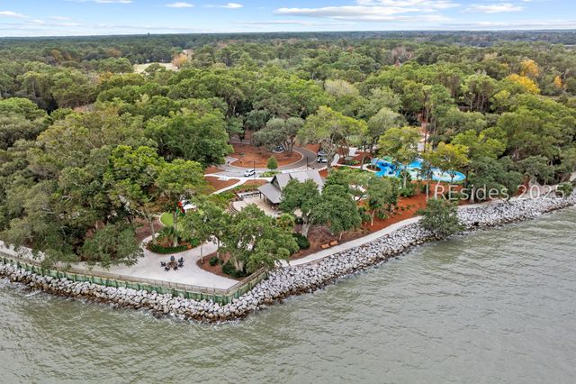 2 Wood Thrush Ct, Hilton Head Island, SC 29926