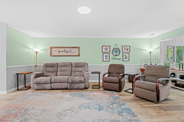 2 Wood Thrush Ct, Hilton Head Island, SC 29926