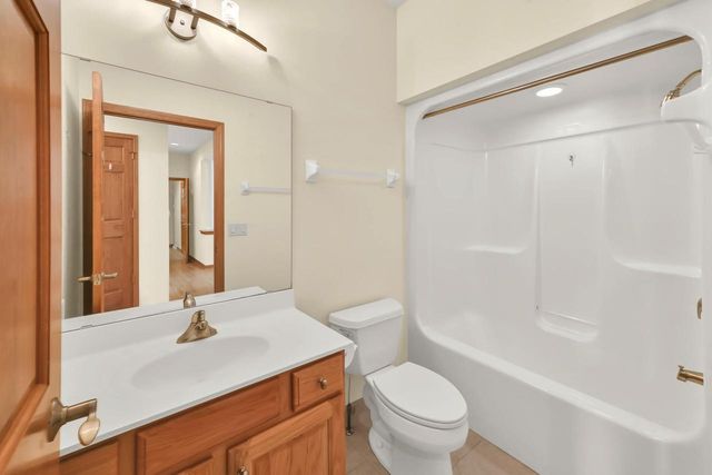 2409 Caribou LANE, Grafton, WI 53024