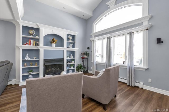 1550 Cleveland Avenue, East Meadow, NY 11554