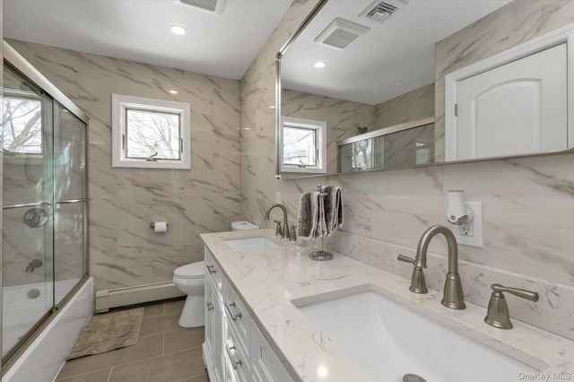 1550 Cleveland Avenue, East Meadow, NY 11554