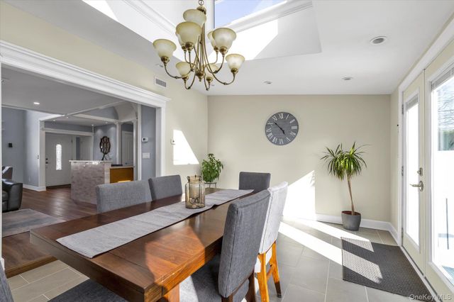 1550 Cleveland Avenue, East Meadow, NY 11554