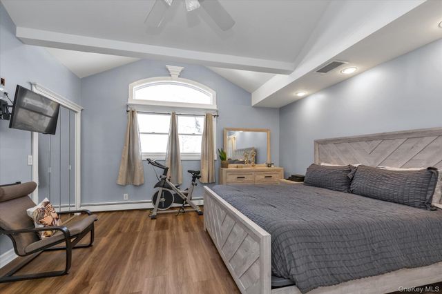 1550 Cleveland Avenue, East Meadow, NY 11554