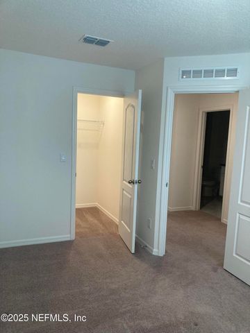 3255 BROOKASHER Drive, Jacksonville, FL 32218