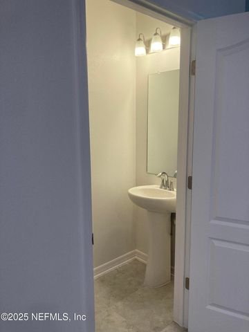3255 BROOKASHER Drive, Jacksonville, FL 32218