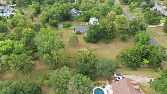 5310 Harris Woods Trace, Fulshear, TX 77441