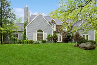 1 Canaan Circle, South Salem, NY 10590