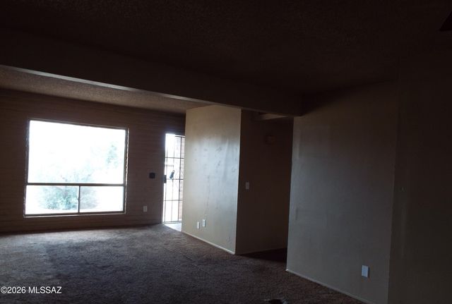 6042 N Placita Ocio, Tucson, AZ 85741