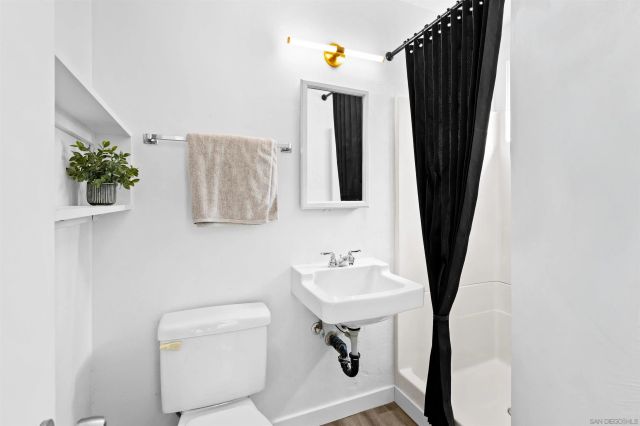 4972 Ensign St, San Diego, CA 92117