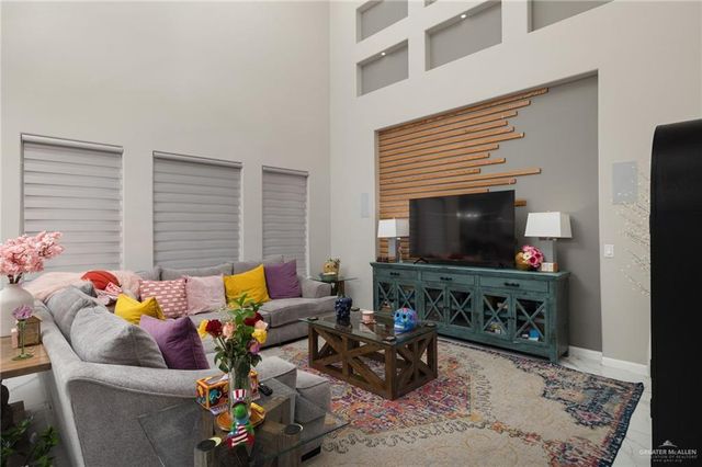 2712 Essex Street, Edinburg, TX 78539