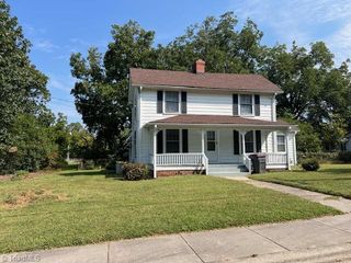 636 Lindsey Street, Reidsville, NC 27320