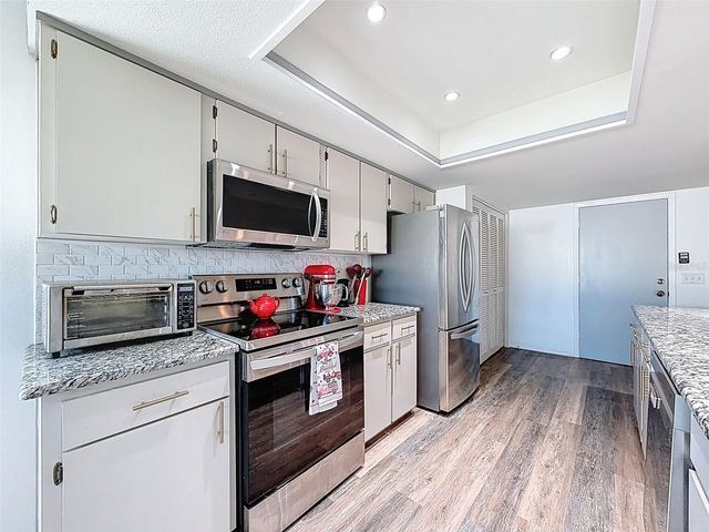 10654 FALLEN LEAF LANE, Port Richey, FL 34668