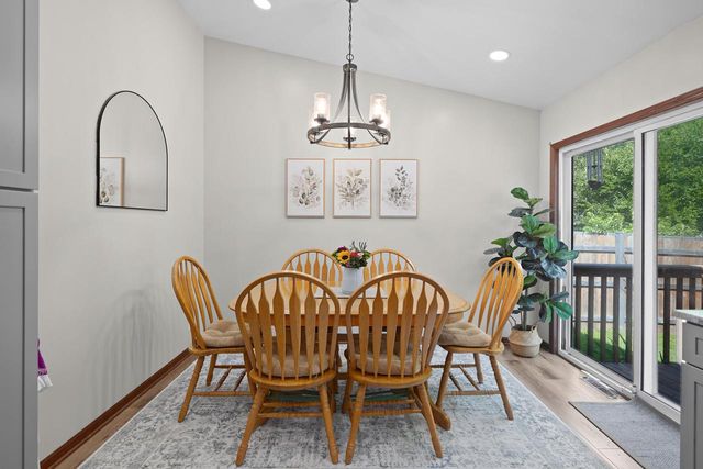 986 93rd STREET, Pleasant Prairie, WI 53158
