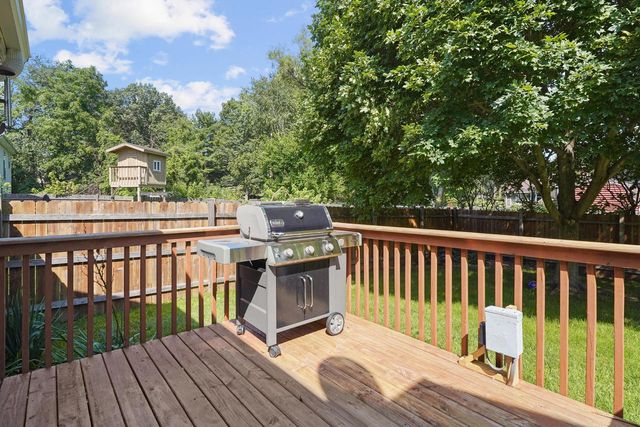 986 93rd STREET, Pleasant Prairie, WI 53158